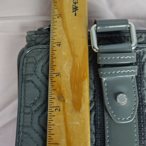 Vera Bradley Gray Quilted Organizer Wallet Magnetic Snap Closure - Picture 10 of 15